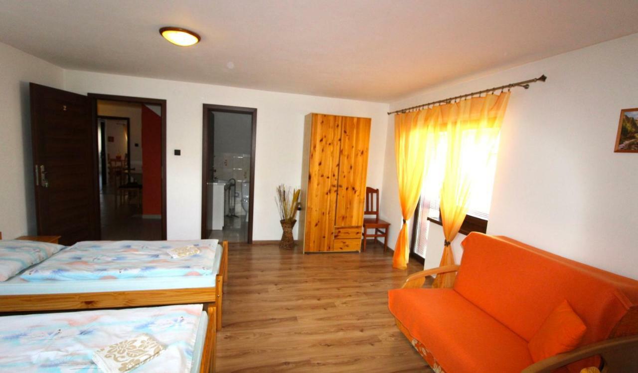 Penzion Saty Liptovske Sliace Exterior foto