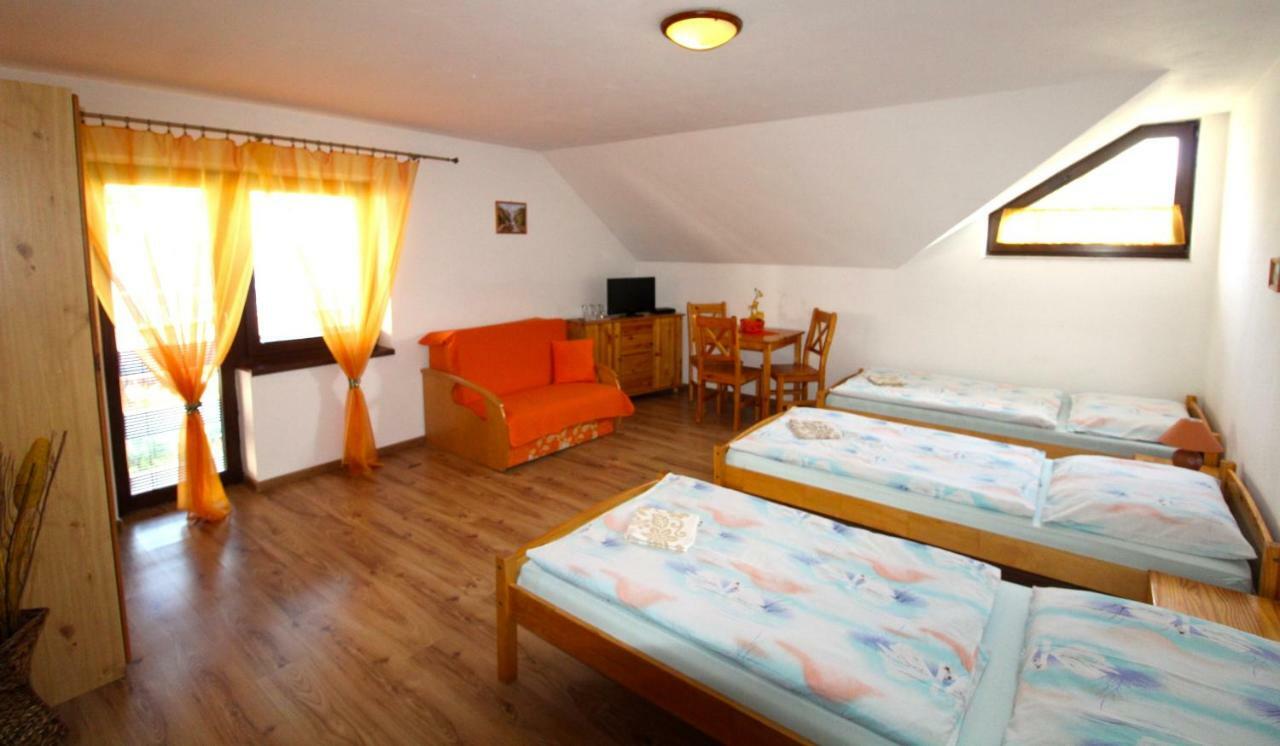 Penzion Saty Liptovske Sliace Exterior foto